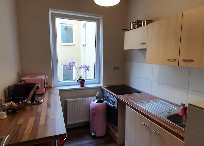 G1r Great Near Hans Albers Platz, Apartment *